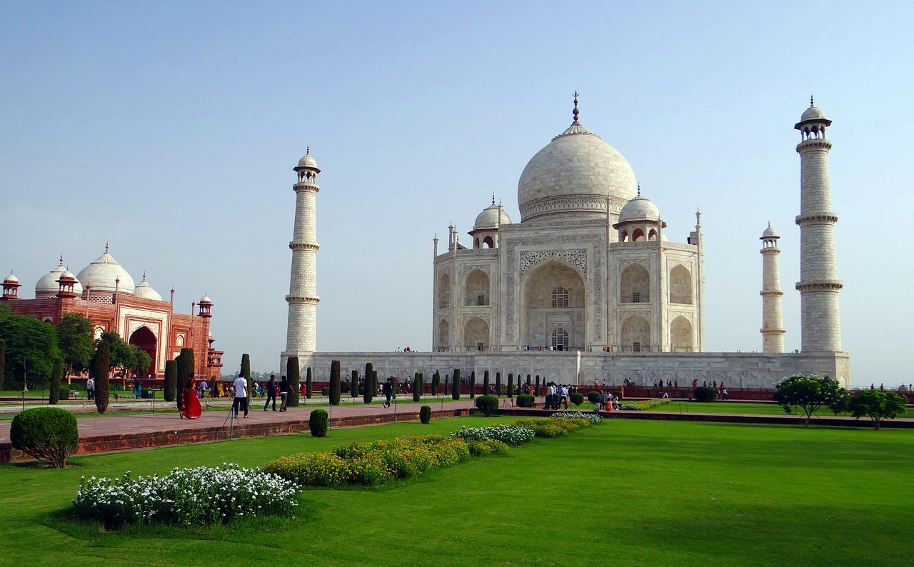 Mughal Garden of Tajmahal